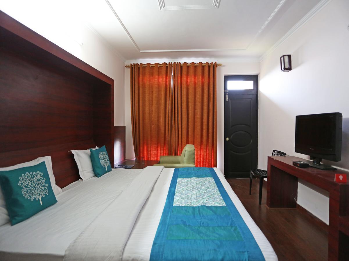 Grand Himalayan Hotels & Resorts Mukteshwar Buitenkant foto