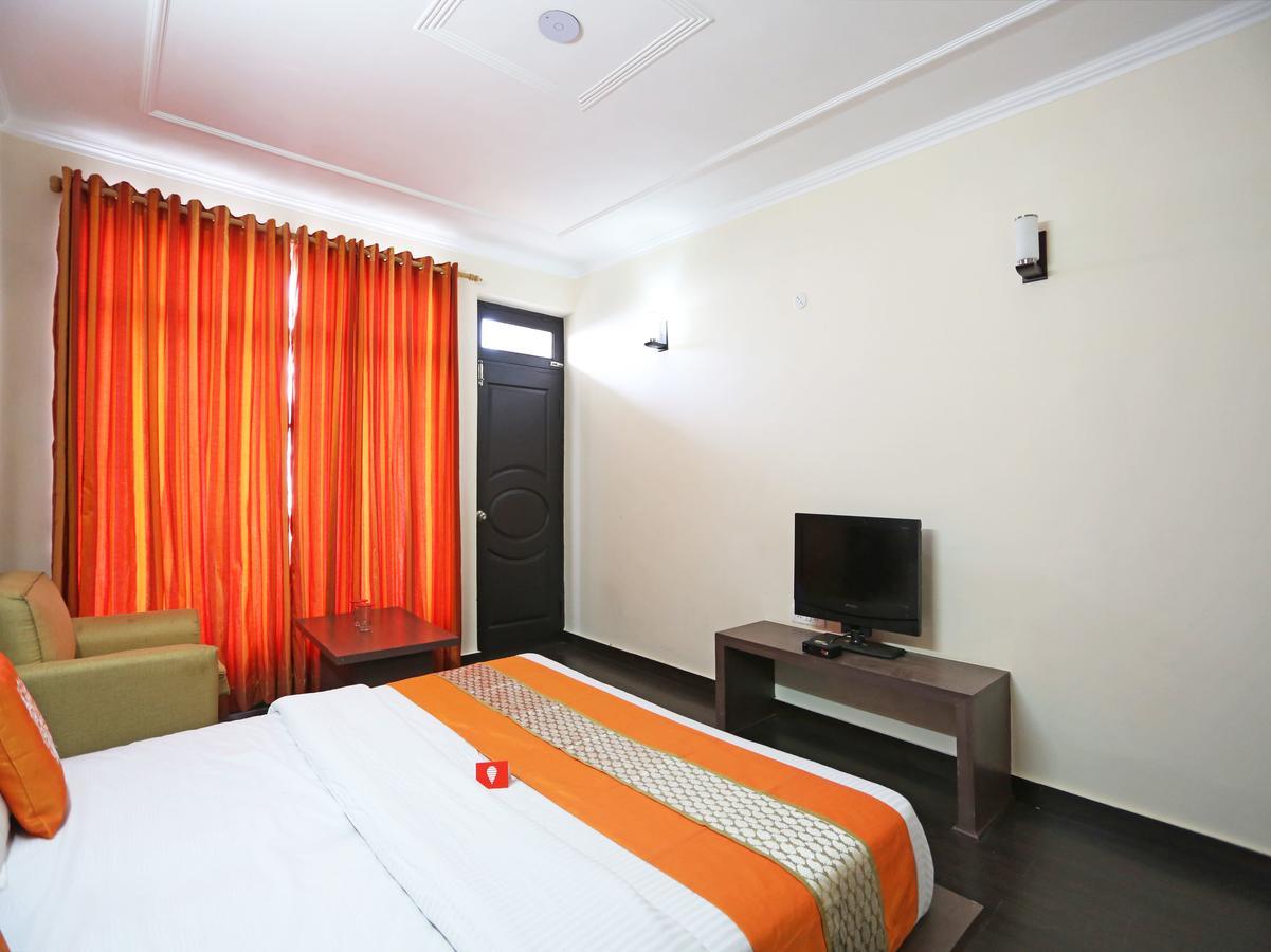 Grand Himalayan Hotels & Resorts Mukteshwar Buitenkant foto